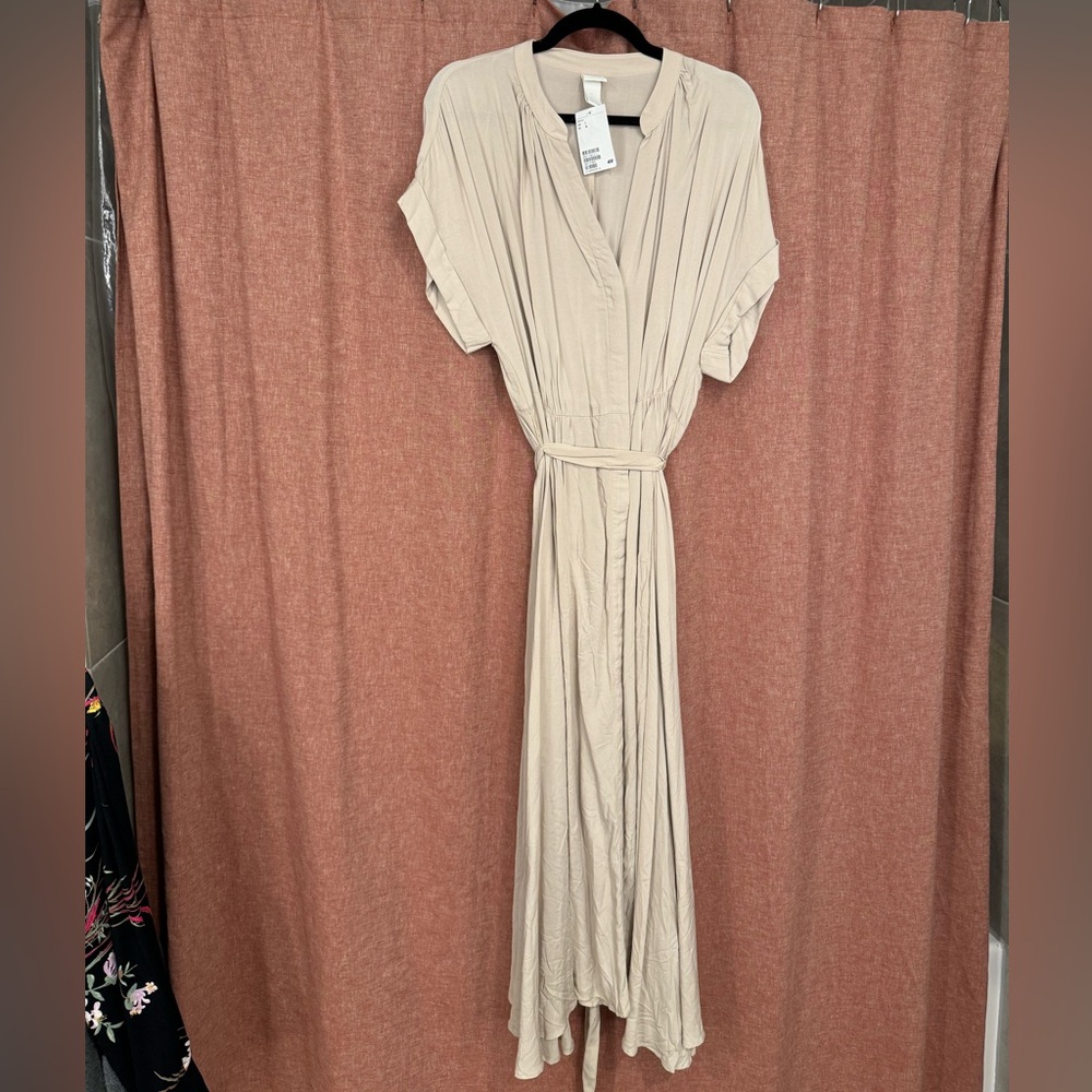 H&M maxi dress, size large